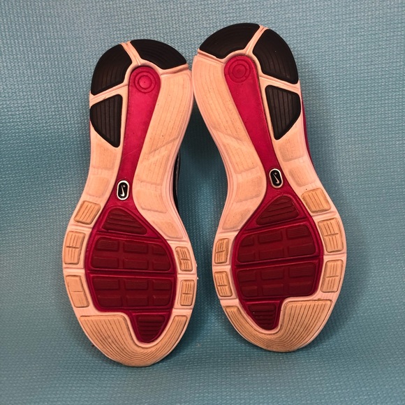 NIKE Lunarglide 4 Women’s Size 9 Color Black and Pink Athletic Shoes 524978-006 - Picture 7 of 8